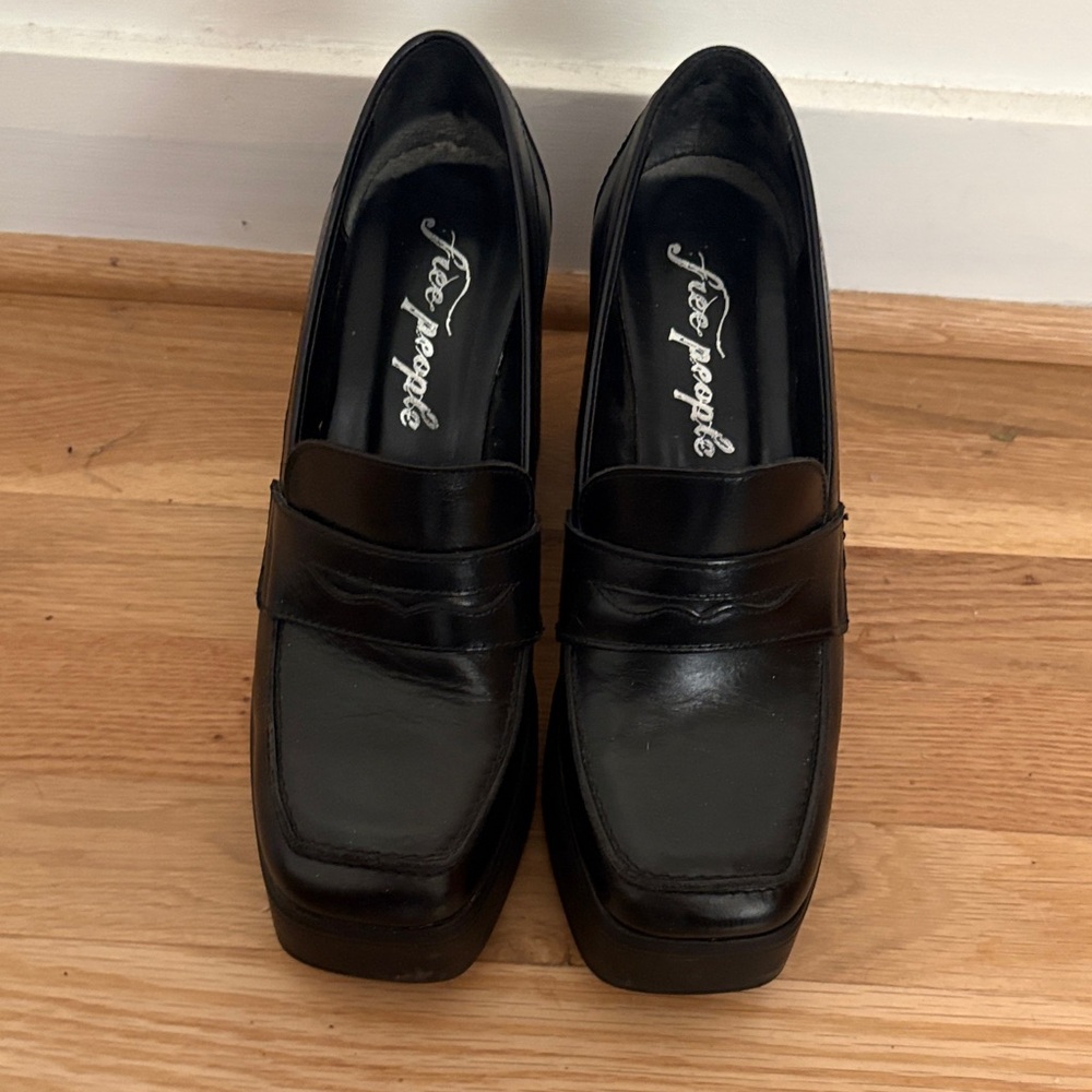 Free People Black Leather Square-Toe Platform Loafers 39
